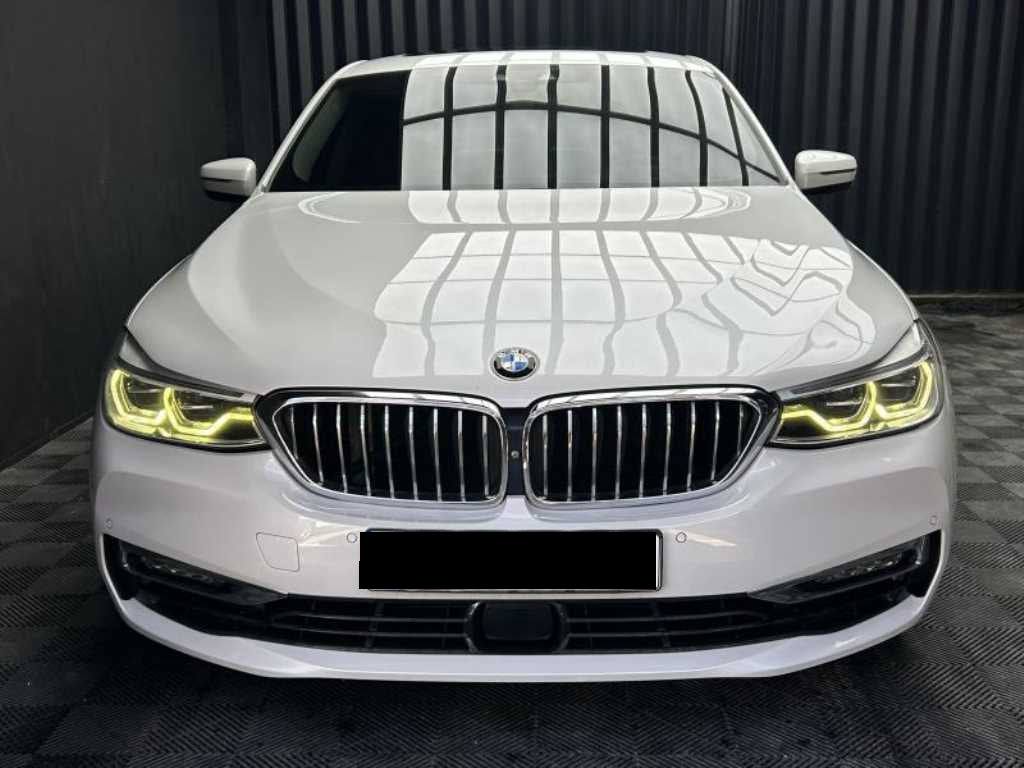 BMW Gran Turismo — photo 01