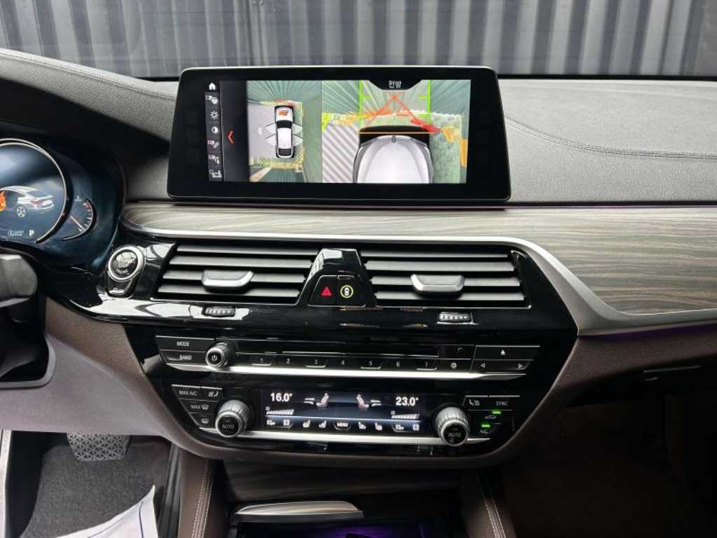 BMW Gran Turismo — photo 10