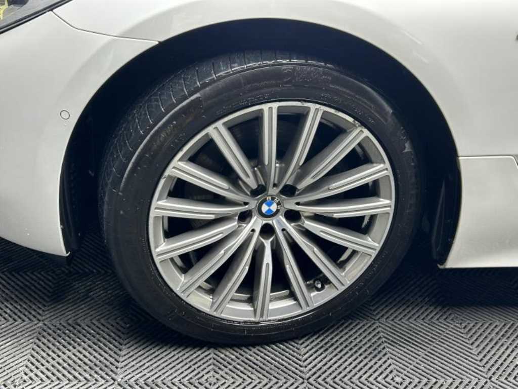 BMW Gran Turismo — photo 17