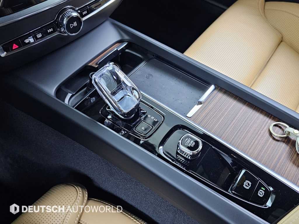 Volvo V60 — photo 09