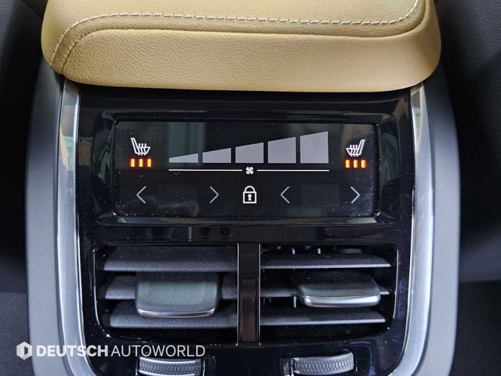 Volvo V60 — photo 16