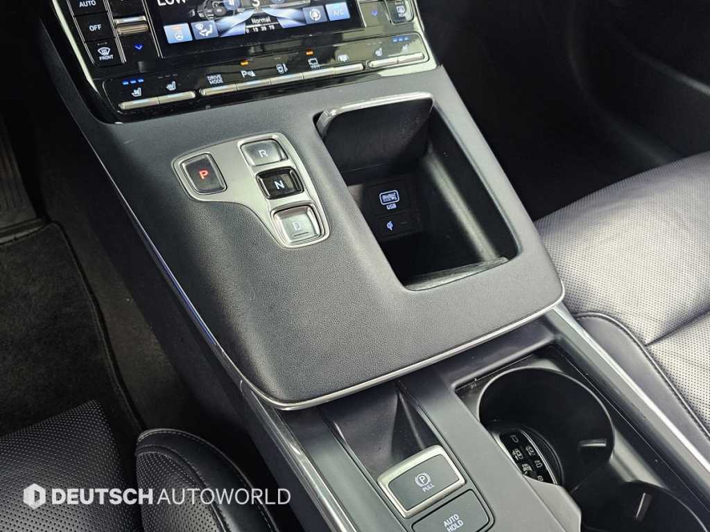 Hyundai Grandeur — photo 14