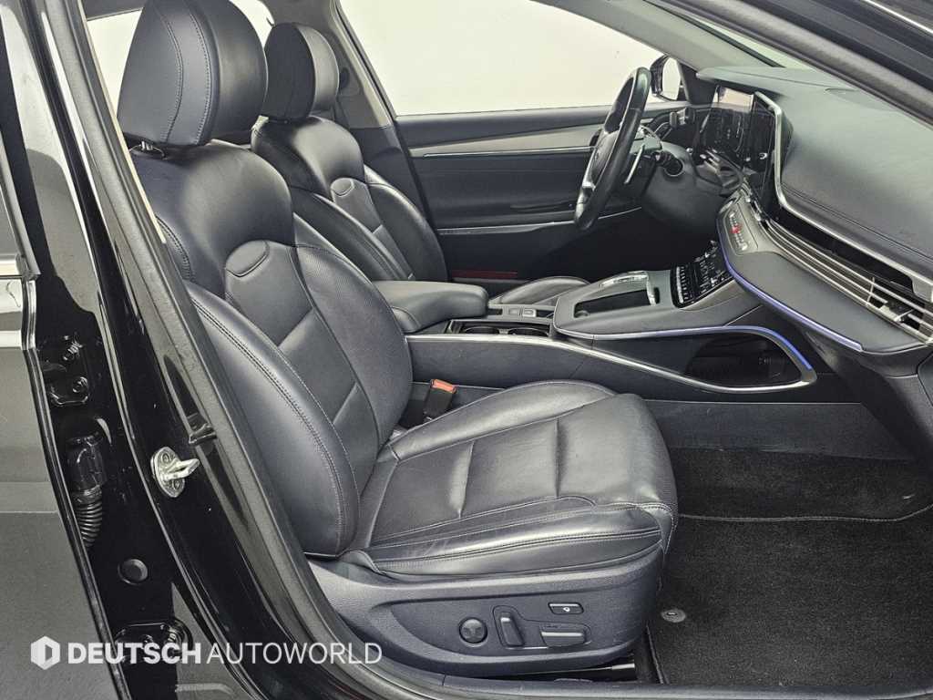 Hyundai Grandeur — photo 19