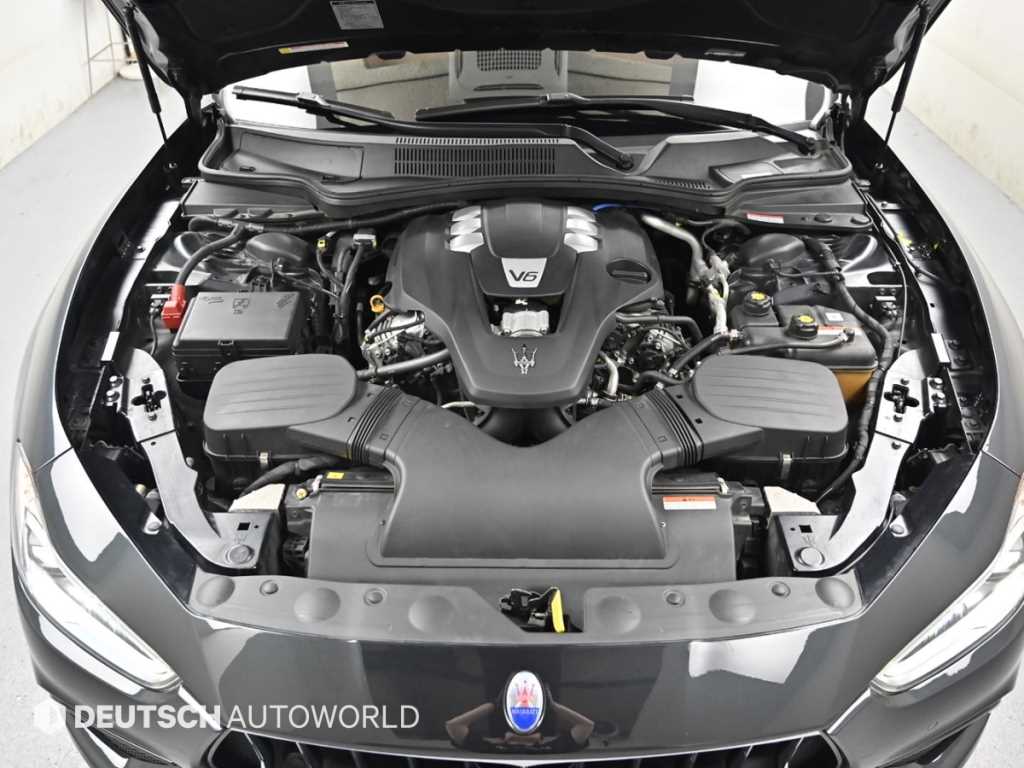 Maserati Ghibli — photo 06