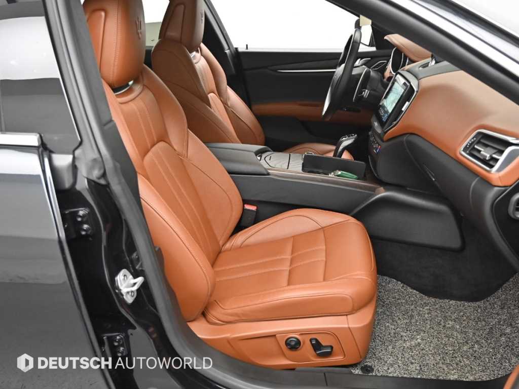 Maserati Ghibli — photo 10