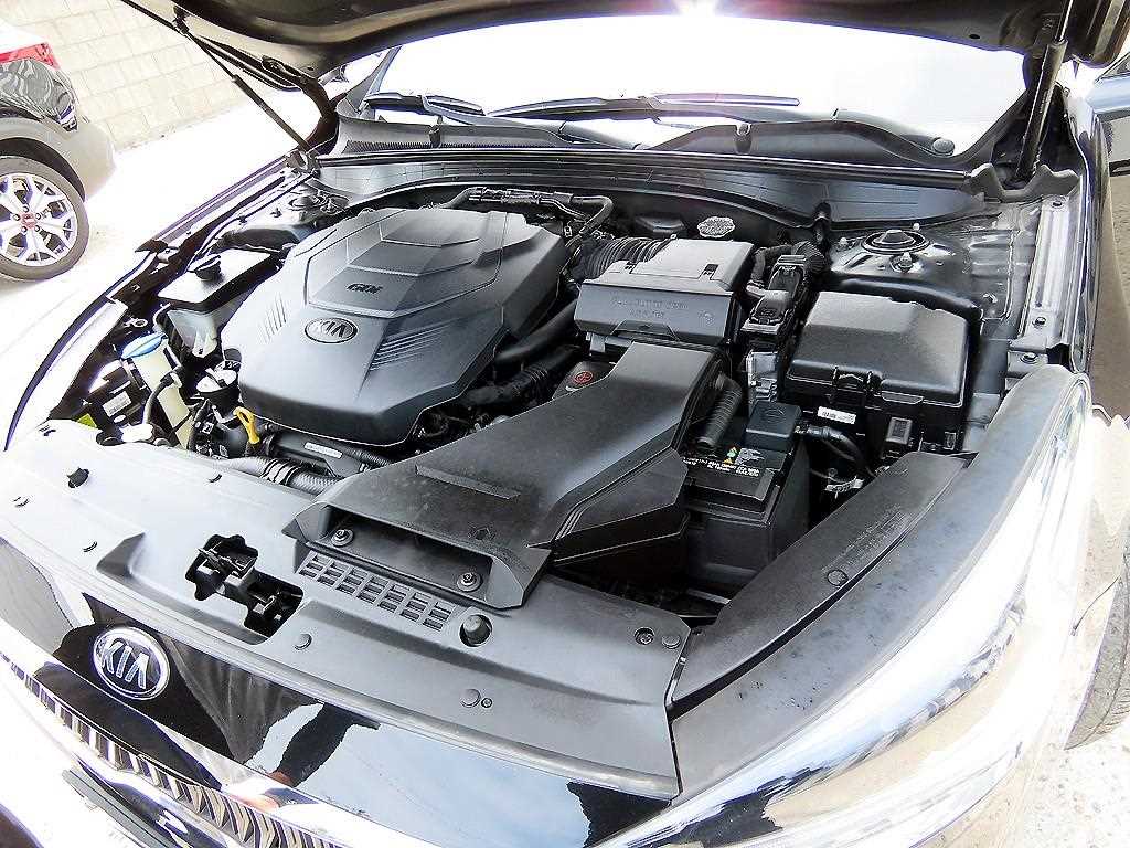 Kia K7 — photo 19