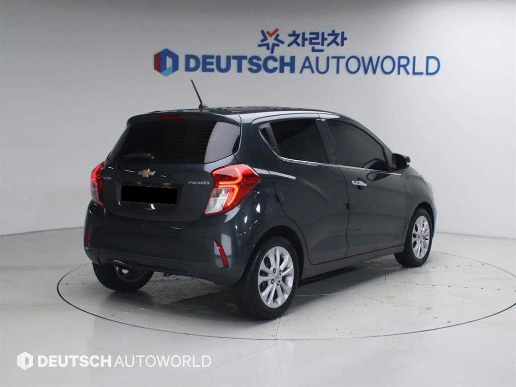CHEVROLET Spark — photo 18