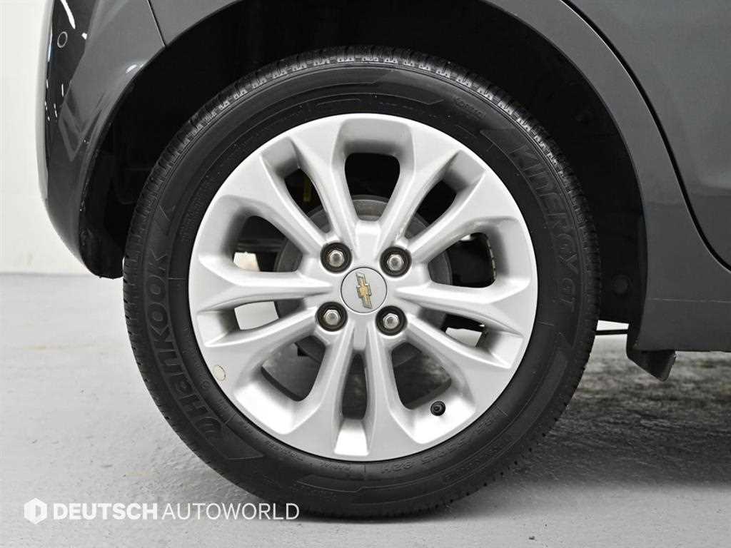 CHEVROLET Spark — photo 20