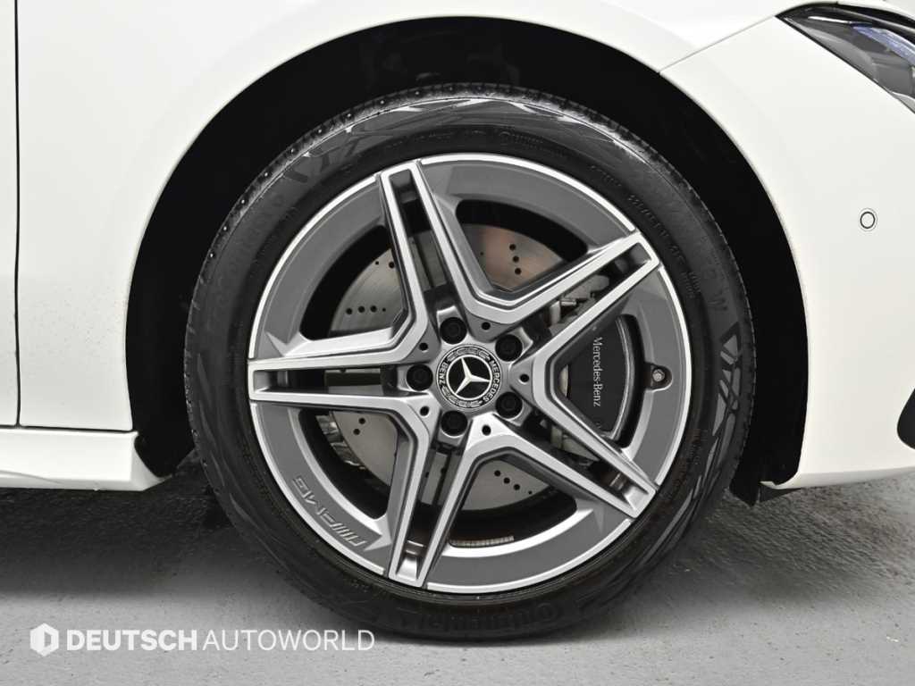 Mercedes-Benz CLA-Class — photo 05