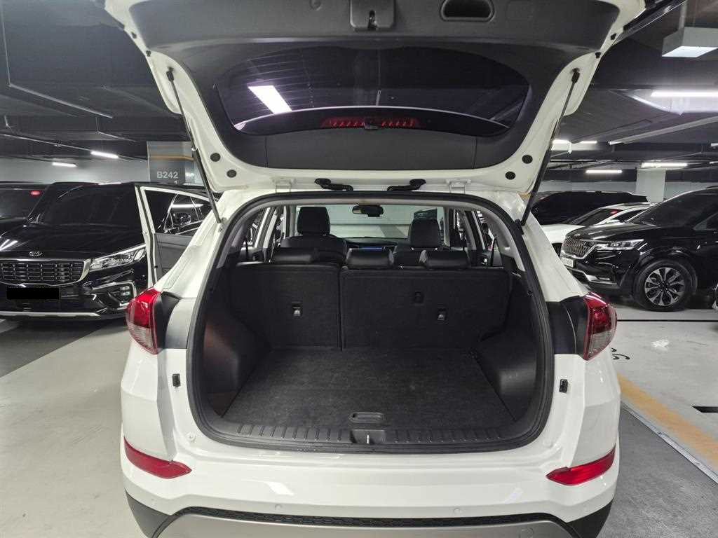 Hyundai Tucson — photo 18