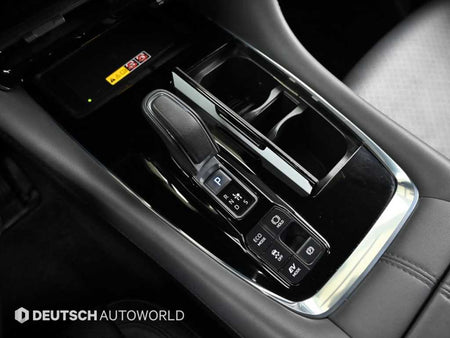 Toyota Alphard — photo 09