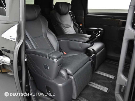 Toyota Alphard — photo 12