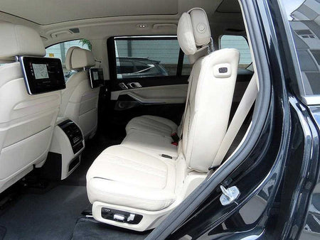 BMW X7 — photo 06