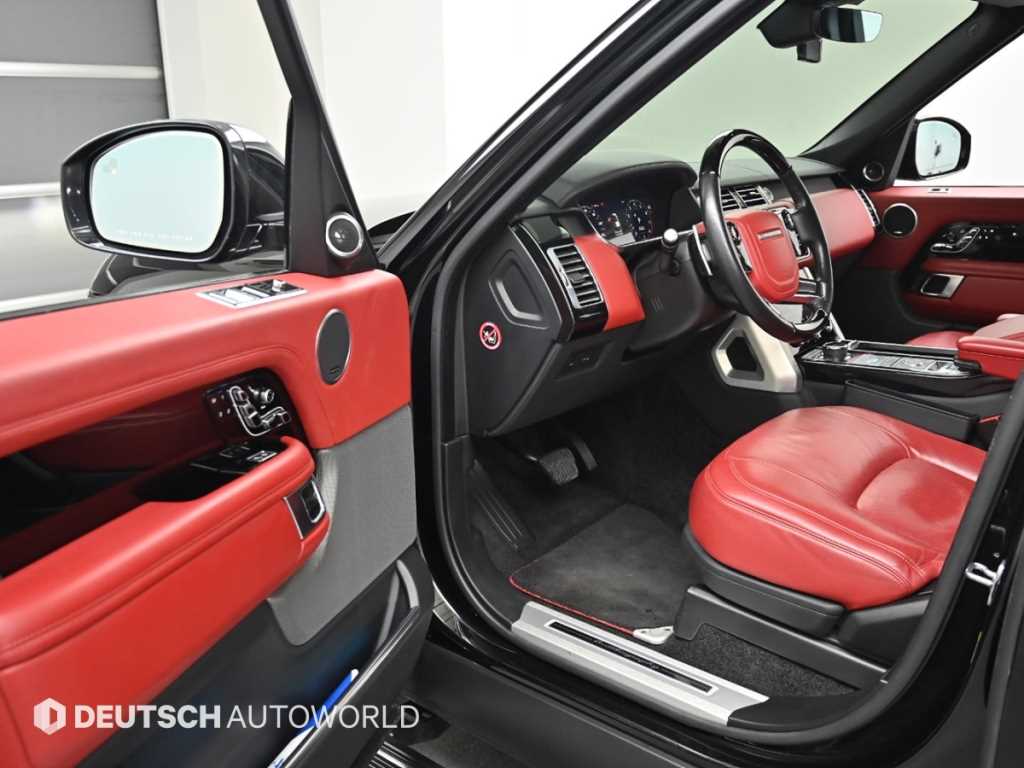 Land Rover Range Rover — photo 11