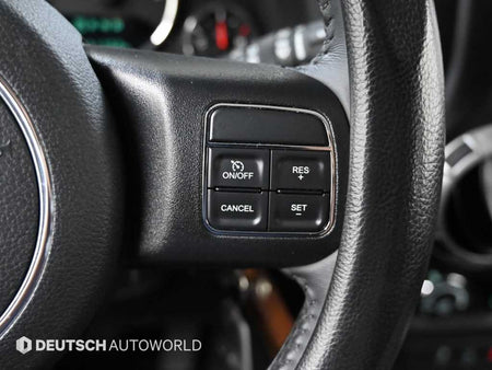 Jeep Wrangler — photo 16