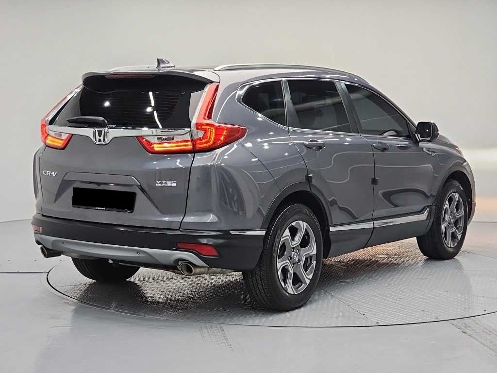 Honda CR-V — photo 04