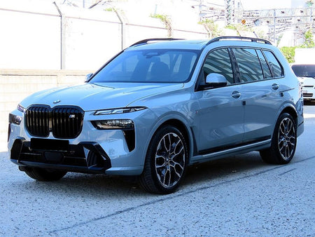 BMW X7 — photo 02