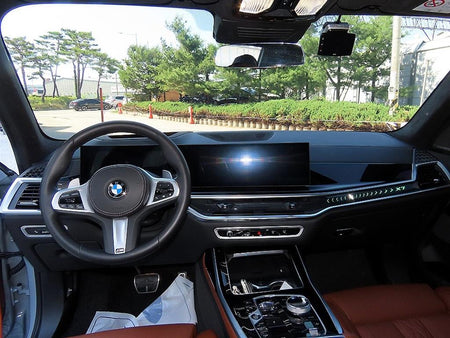 BMW X7 — photo 07