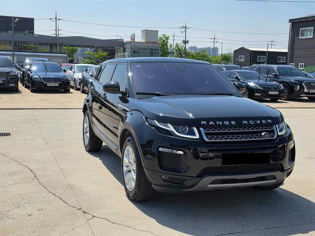 Land Rover Range Rover Evoque — photo 03