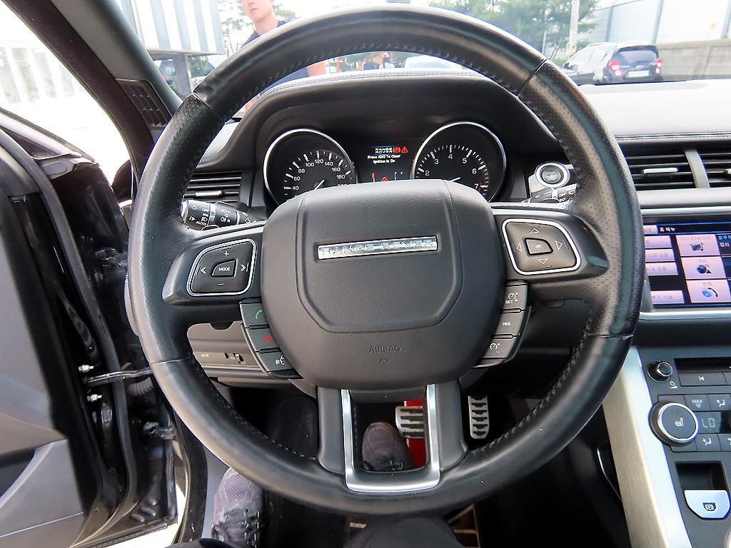 Land Rover Range Rover Evoque — photo 08