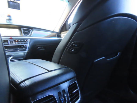 Genesis G80 — photo 07