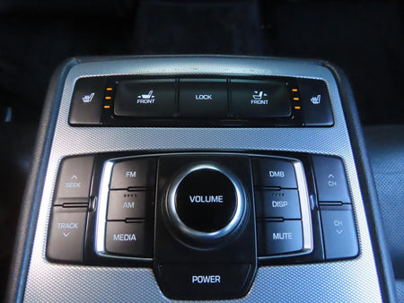 Genesis G80 — photo 08