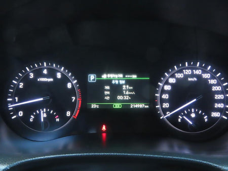 Genesis G80 — photo 10