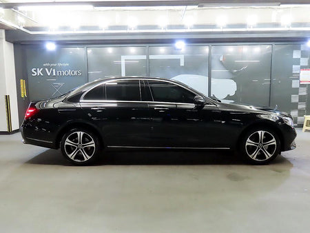Mercedes-Benz E-Class — photo 03