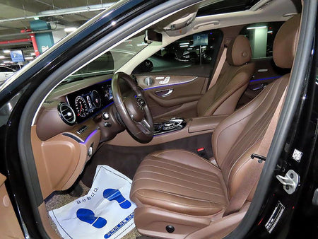 Mercedes-Benz E-Class — photo 06