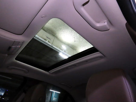 Mercedes-Benz E-Class — photo 15