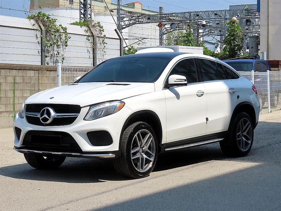 Mercedes-Benz GLE-Class — photo 02