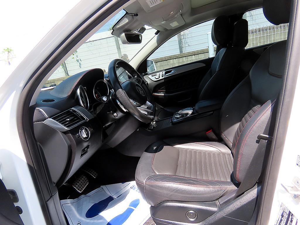 Mercedes-Benz GLE-Class — photo 05