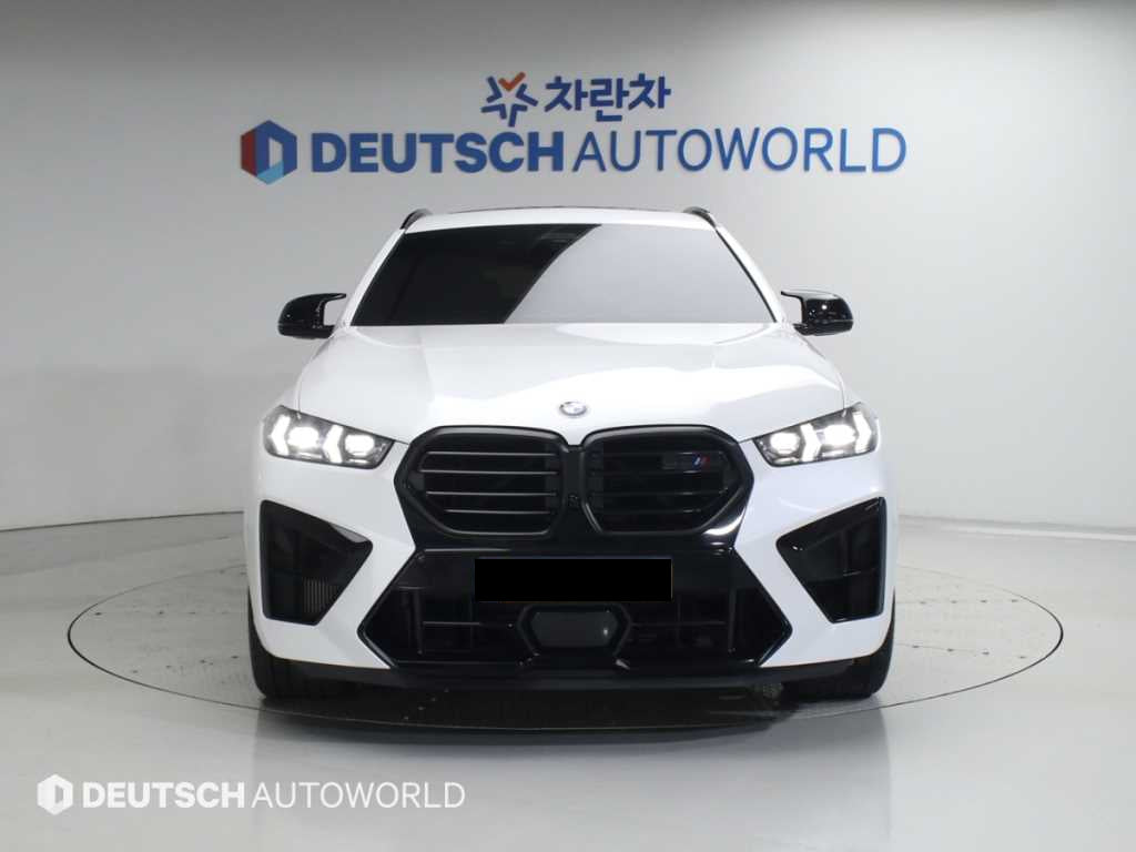 BMW X6M — photo 03