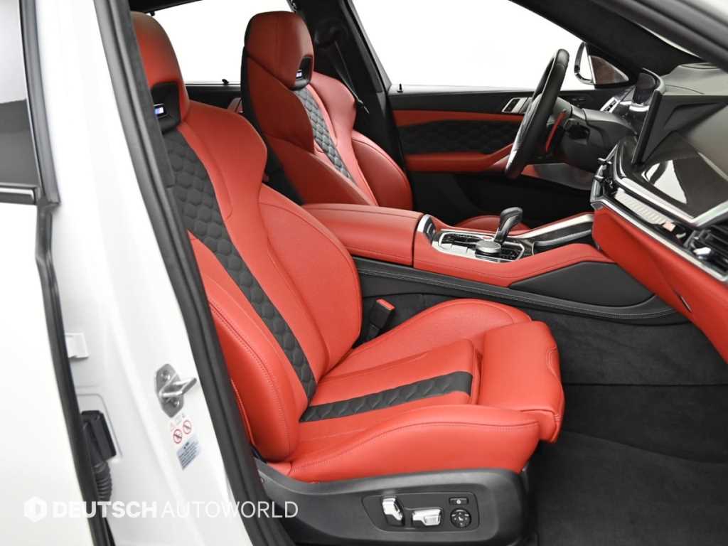 BMW X6M — photo 10