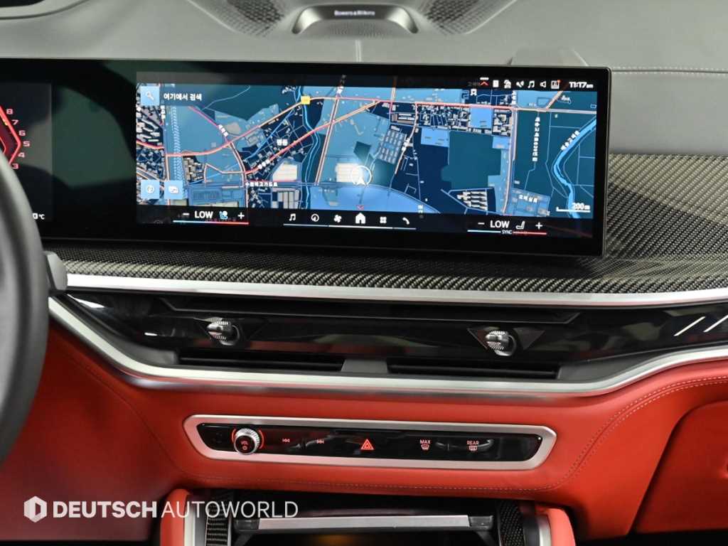 BMW X6M — photo 14