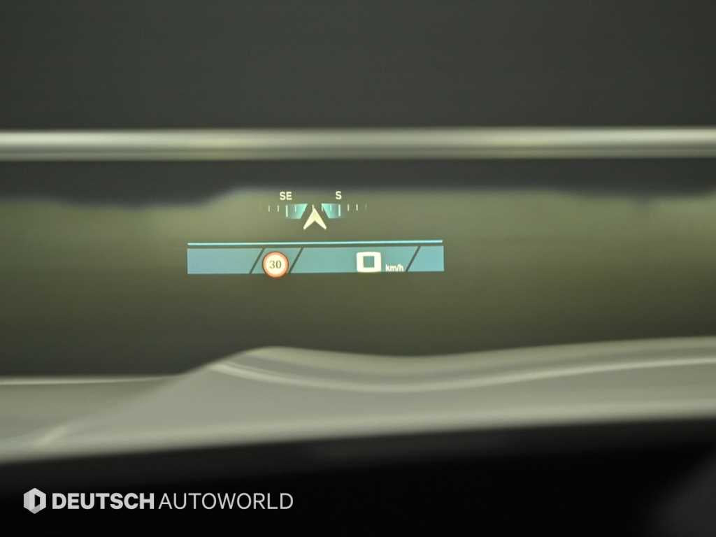 BMW X6M — photo 17