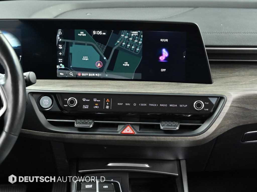 Kia K8 — photo 14