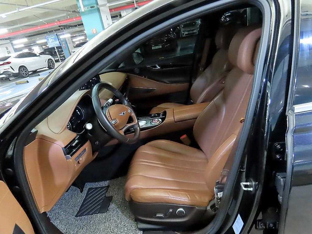 Genesis G80 — photo 06