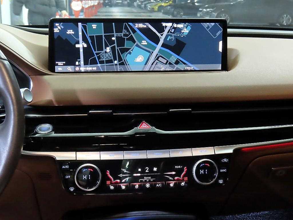 Genesis G80 — photo 11