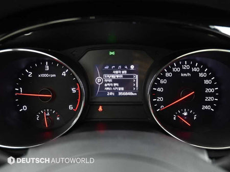 Kia Carnival — photo 08