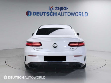 Mercedes-Benz E-Class — photo 04