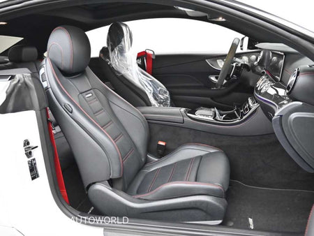 Mercedes-Benz E-Class — photo 10