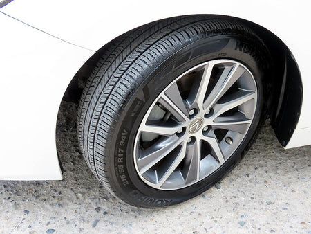 Lexus ES — photo 20