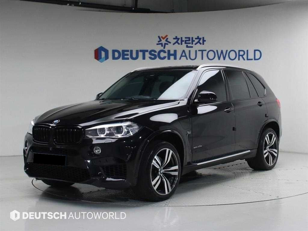 BMW X5 — photo 01