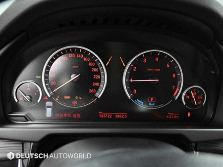 BMW X5 — photo 08