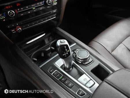 BMW X5 — photo 09