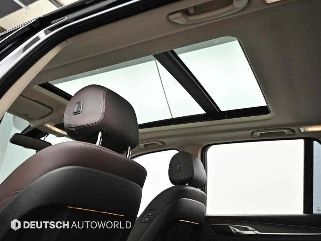 BMW X5 — photo 17