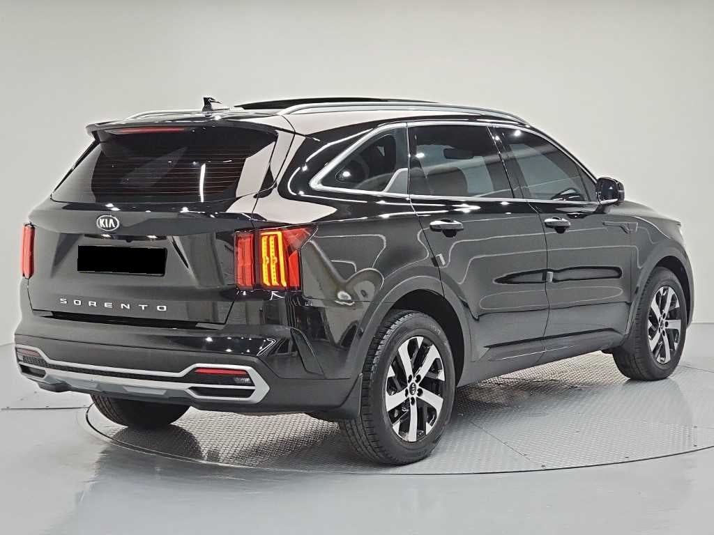 Kia Sorento — photo 04