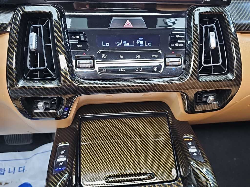 Kia Sorento — photo 10