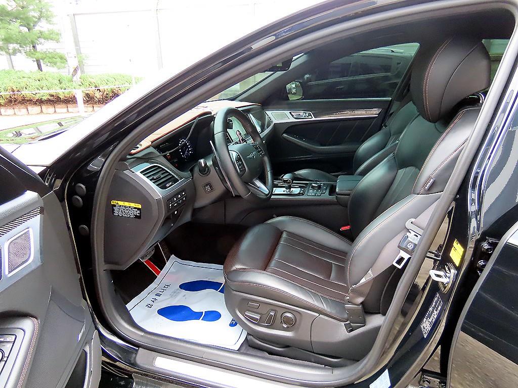 Genesis G80 — photo 05